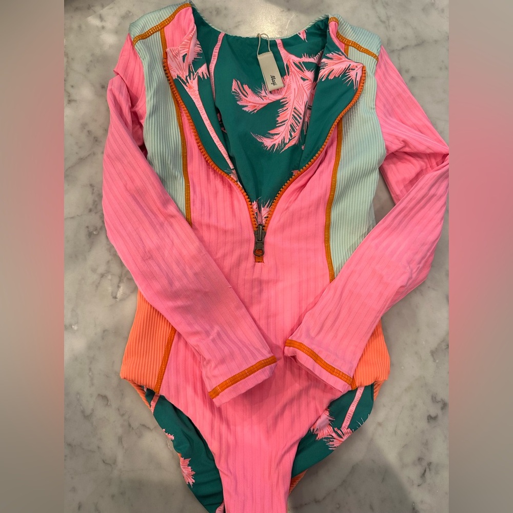 NWT girls Maaji reversible Long Sleeve Swimsuit size 8
